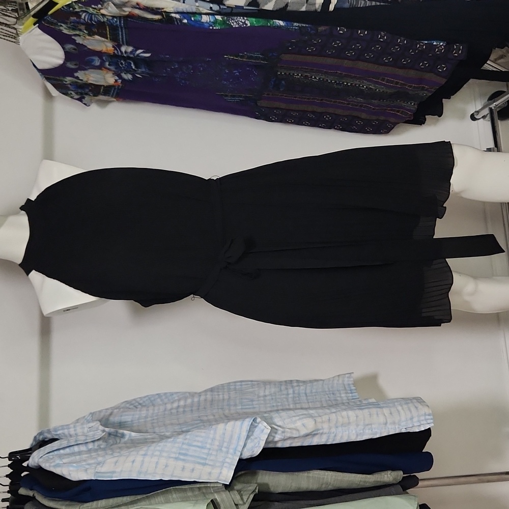 Forever 21 Black Cocktail Dress